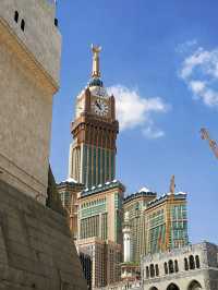 Makkah’s Sacred Serenity at Night 🌙