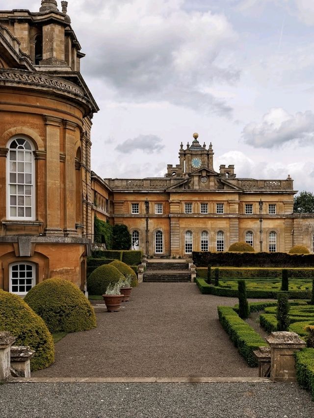 🏰 Blenheim Palace – Britain’s Baroque Masterpiece & Churchill’s Birthplace