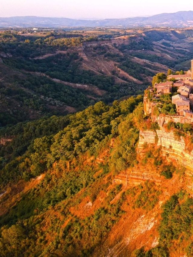 🌫️ The Dying City in the Clouds – Civita di Bagnoregio, Italy