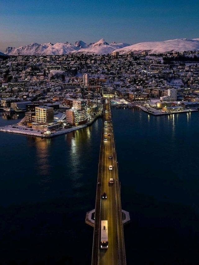 ❄️🌌 “Gateway to the Arctic: My Magical Day in Tromsø” 🇳🇴
