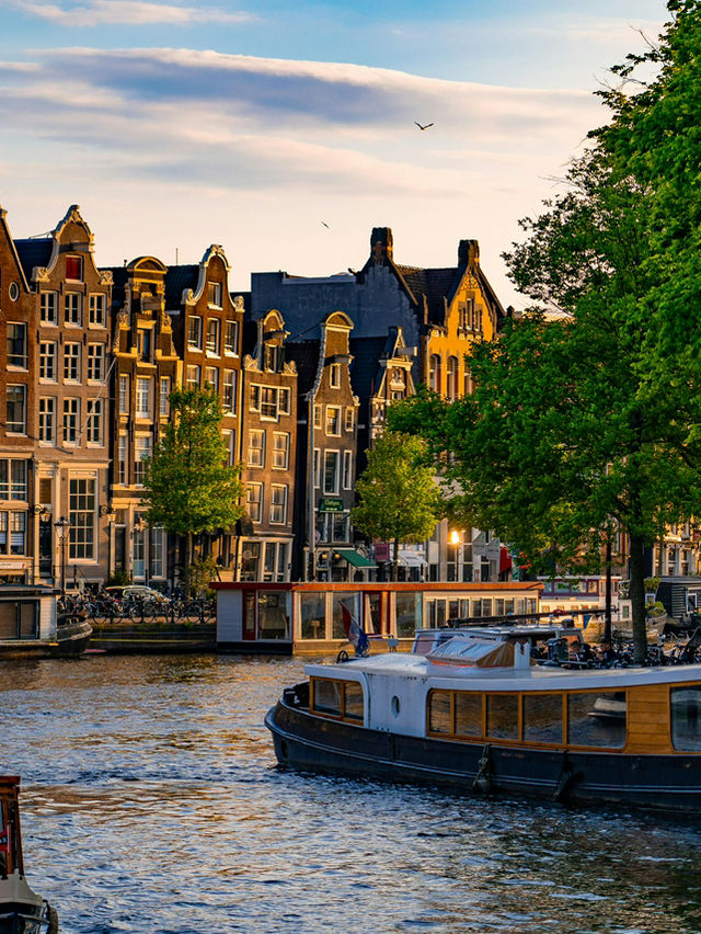 📍Charming Amsterdam Canal – Netherlands 🇳🇱 