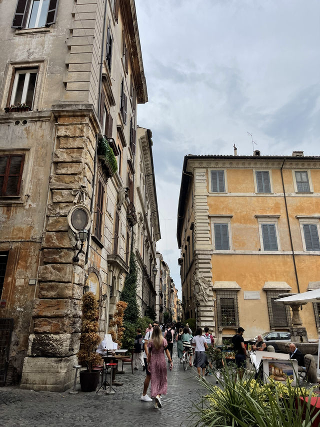 🏛️ Rome: Timeless History and Vibrant Life