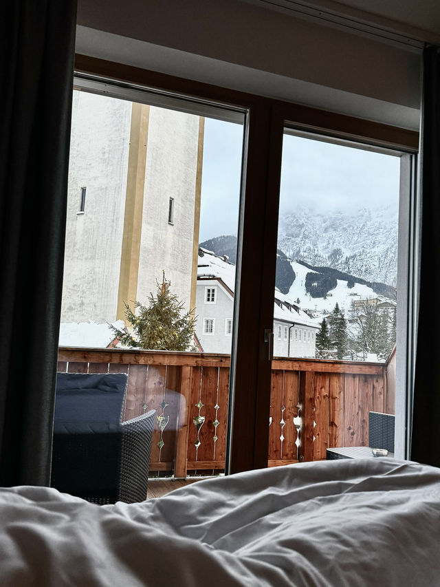 🇦🇹 Austria |  Loved the winter view from the hotel balcony