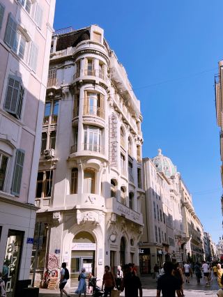 The Blue of Southern France: Strolling Through the Medieval Districts of Marseille