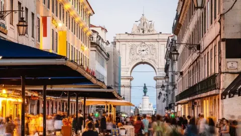20 สุดยอดเคล็ดลับเที่ยวลิสบอน (Lisbon) ฉบับเซียน — traveler post in Almada