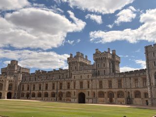 Windsor Castle Guide: Must-See Attractions & Essential Travel Tips.