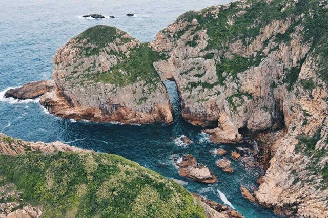 火石洲．上山下海賞欖灣角洞