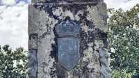 獻給政治家愛德華多·維森蒂的紀念碑Monumento a V