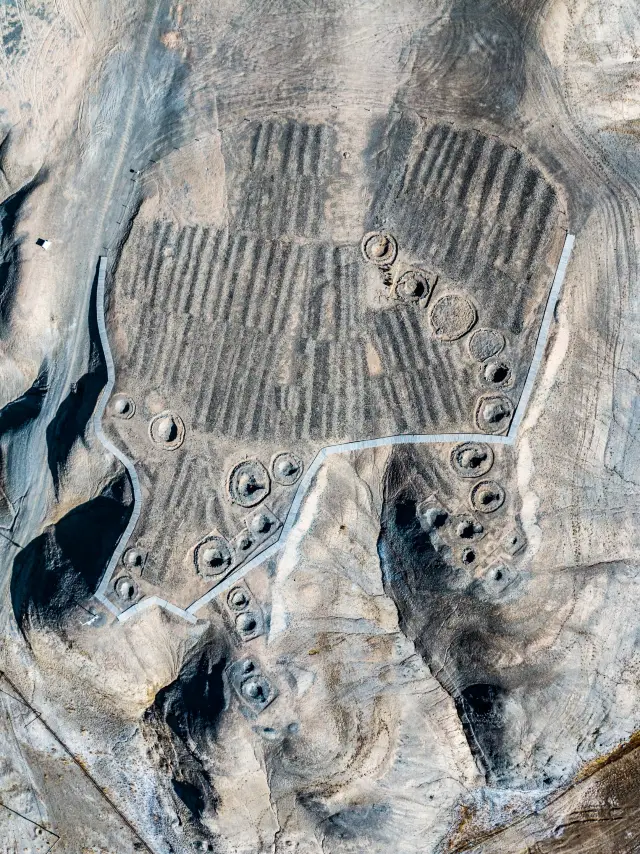 Xinjiang | The only existing Zoroastrian cemetery in China, Jilzan Kalle