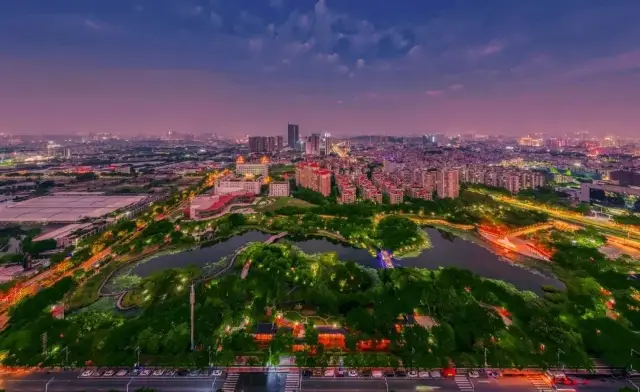 What are the attractions in Nanhai District, Foshan?