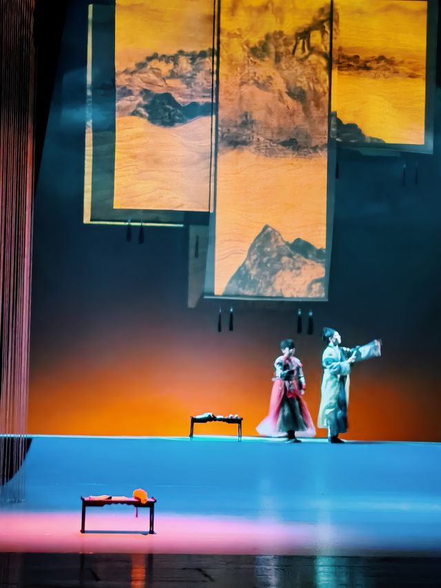 今日觀演 | 如夢令沉醉於古箏情境音畫 今日觀演 | 如夢令沉醉於古箏情境音畫