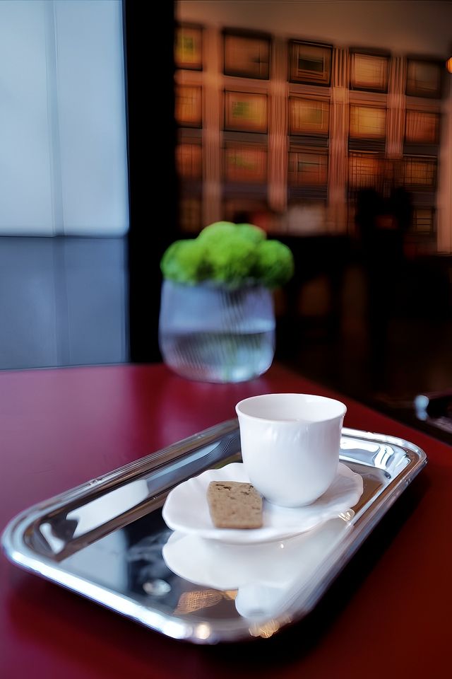 每次住完季裕棠的酒店，相機記憶卡都會滿