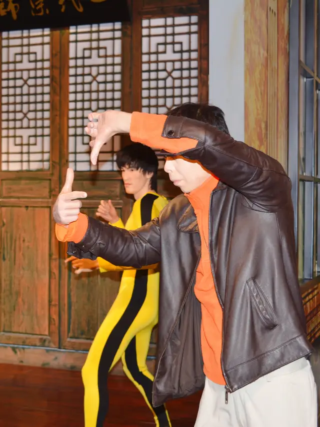 Visited Madame Tussauds Shanghai and spotted the handsome Hu Yitian