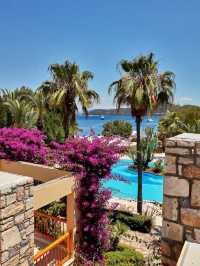 🌟 Bodrum's Best Beds: Luxe Sleeps & Beachy Vibes 🌊