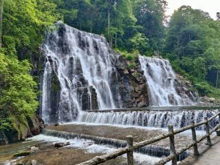 Yuanyang Peak Scenic Area: The Love of Twin Peaks, The Love of Nature