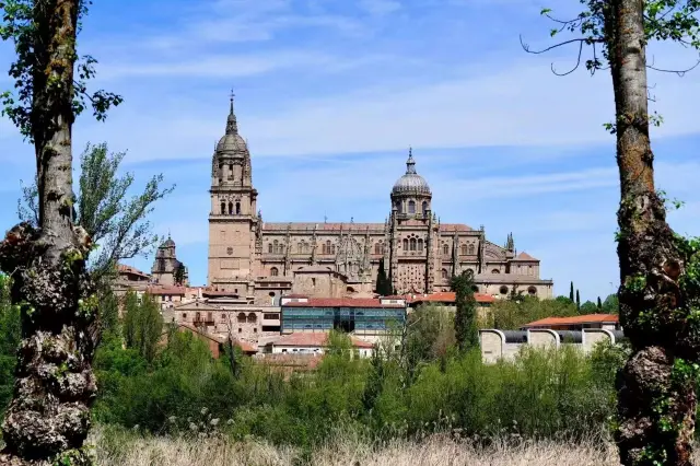 Explore the Eye of God - Lagoa.