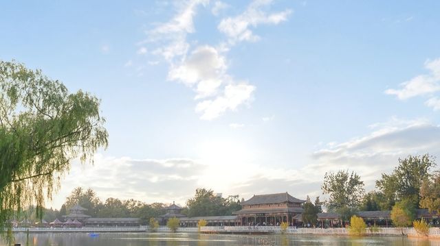 《天津水上公園：自然與歡樂的交織，打卡遊玩全攻略》。