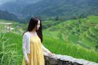 貴州廈格侗寨！帶女兒來到語文課本裡的梯田。