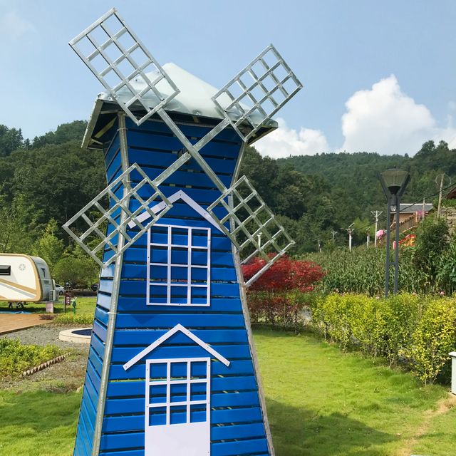 月亮彎彎照九州~~月亮灣自駕營地。