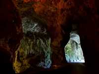 The Amazing Cuevona Cave – A Hidden Gem in Asturias 🌍⛰️