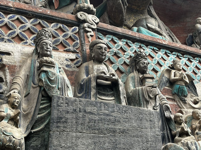Discover Ancient Rock Carvings: Chongqing Day Tour 