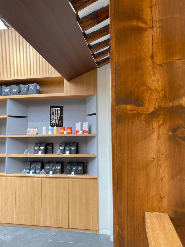 首爾西村必打卡！intelligentsia coffee探店