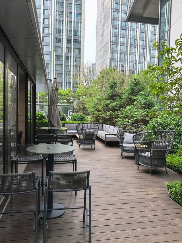 第二次入住大连四季酒店，俾我有一種返到屋企嘅感覺。
