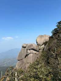 南嶽一柱擎天—國家AAAAA級天柱山