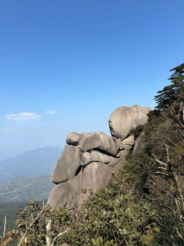 南嶽一柱擎天—國家AAAAA級天柱山