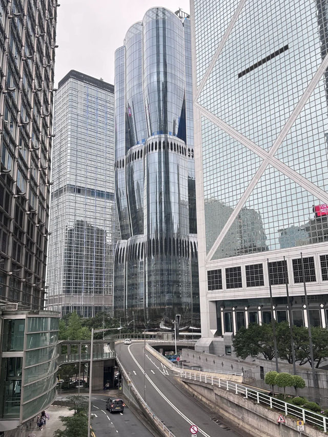 城市中的綠洲高度——尼依格羅香港美利酒店