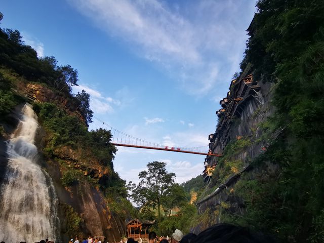 上饒旅行 | 藏喺信州區茶聖路6號嘅寶藏酒店   被上饒狠狠掌握住咗！   喺信州區茶聖路挖到超絕