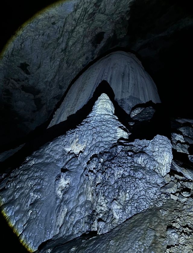 貴陽星空洞 | 探秘地下璀璨星河遊玩攻略   寶貝們，想開啟一場奇幻的地下探秘之旅嗎？貴陽星空洞
