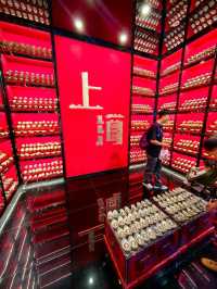 🛍️ Review: The Vibrant Artery of Shanghai - Nanjing Road