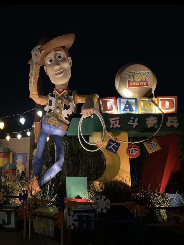 迪士尼樂園迷必去地標!香港迪士尼樂園超過100次都不膩✨ 迪士尼樂園迷必去地標!香港迪士尼樂園超過100次都不膩✨