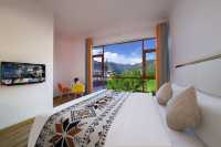 甲居藏寨!住進山嶼雲承包整座藏地仙境