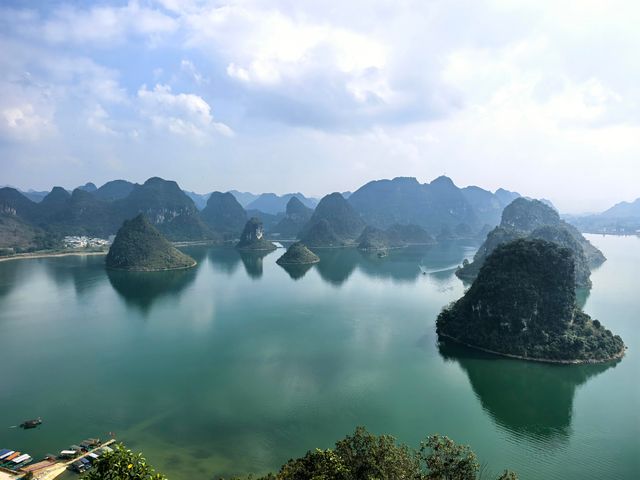 在這個秋高氣爽的季節裡讓我們一起感受邊陲小鎮的湖光山色