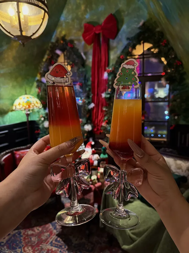 上海外灘！！！一定不要錯過的蟹粉麵…