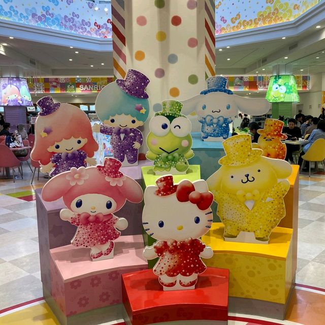 サンリオピューロランド　フードコートが可愛い！