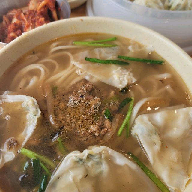 서울 여행 중 필수 맛집 명동교자
