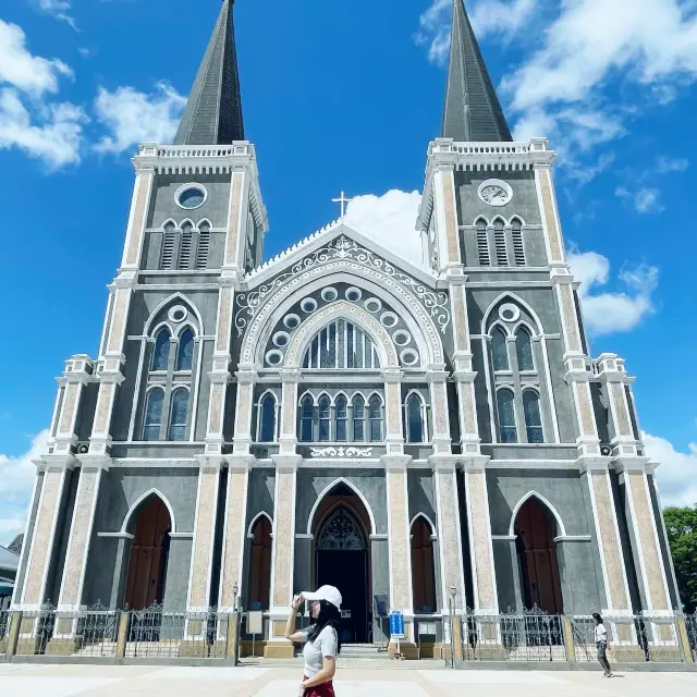 อาสนวิหารพระนางมารีอาปฏิสนธินิรมล