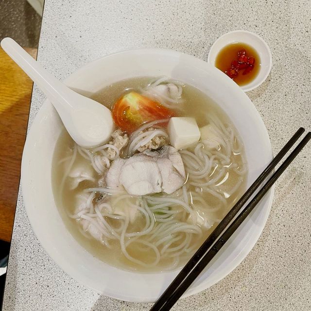 MUST TRY FISH SOUP IN TOWN! 👍🏻👍🏻