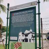 Monument in Kuala Kubu Bharu Town 