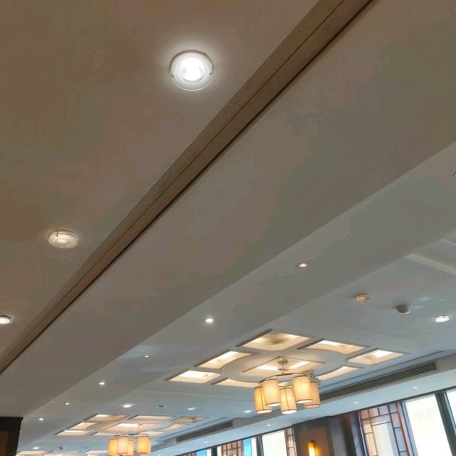 老字號兄弟飯店梅花廳飲茶