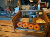 東京・渋谷。キャットストリートのカフェ『 ザ・ロースタリー （THE ROASTERY BY NOZY COFFEE）』