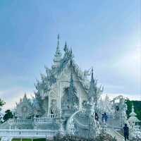 วัดสวย เที่ยวเชียงราย วัดร่องขุ่น
