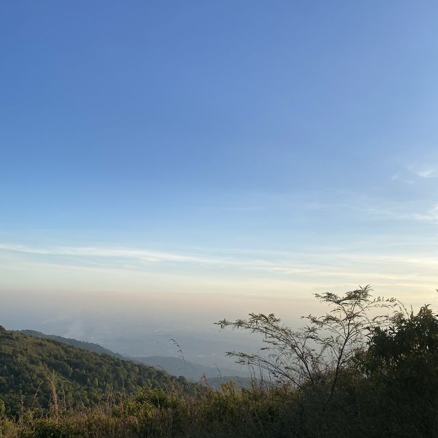 พิชิตยอดเขาหลวง⛰️