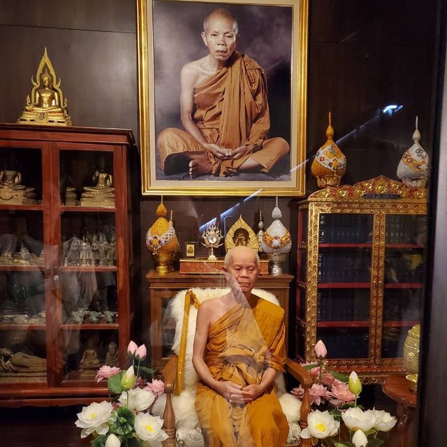 วิหารเทพวิทยาคม หลวงพ่อคูณ วัดบ้านไร่🙏🏻🪷