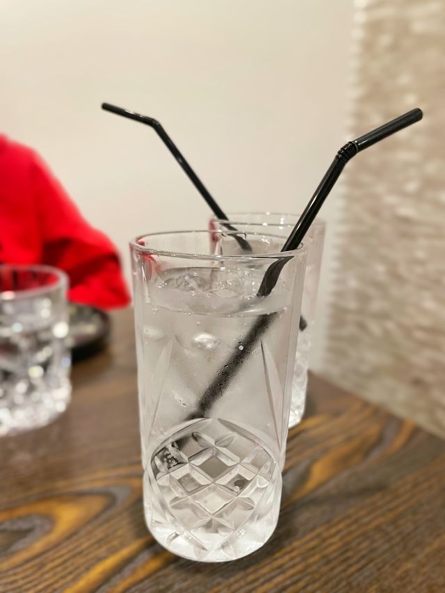 深水埗懷舊工業風餐廳🎶