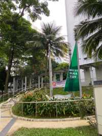 Hawker centre in neighbourhood! 