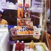 เดินกิน-ช็อปปิ้ง ที่ตลาดจ๊อดแฟร์  พระราม9